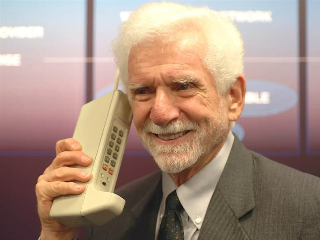 L'inventeur du smartphone : Martin Cooper et son impact révolutionnaire