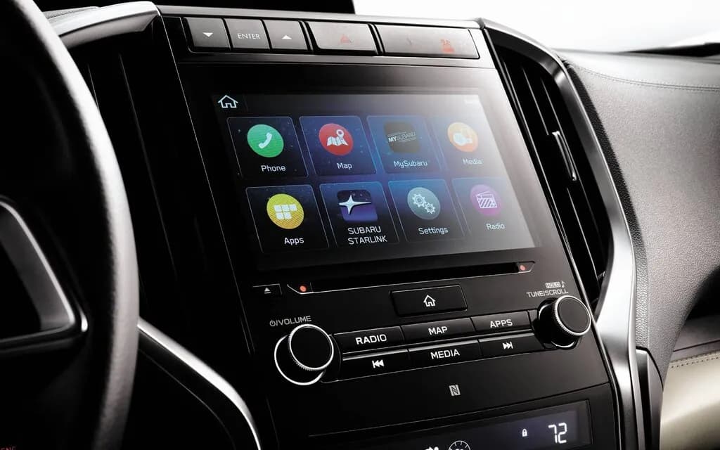 Écran tactile voiture : avantages, fonctionnalités et modèles à connaître