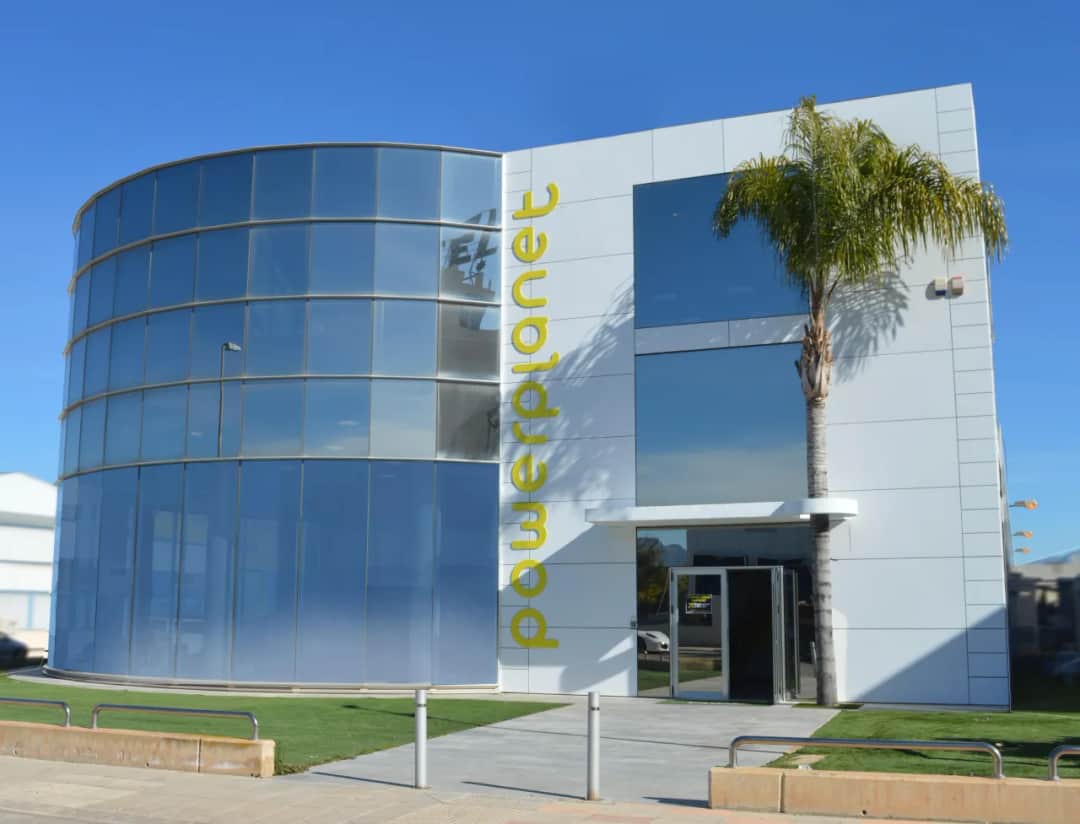 Comment savoir si mon téléphone peut se recharger sans fil facilement ?